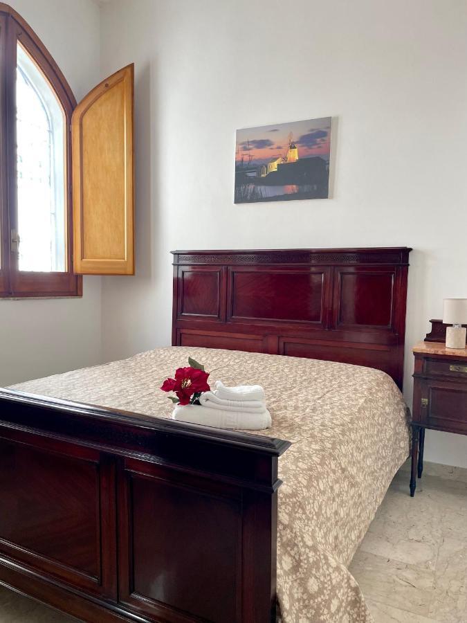 Calici Di Marsala - Via Roma 73 Apartment Bagian luar foto